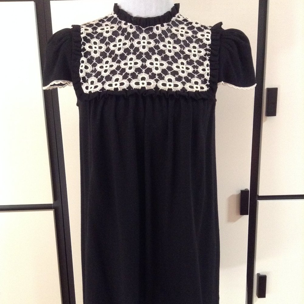 Jonovich-Hawk Black Lace Baby Doll Short Dress Cap Sleeves Sz 4
